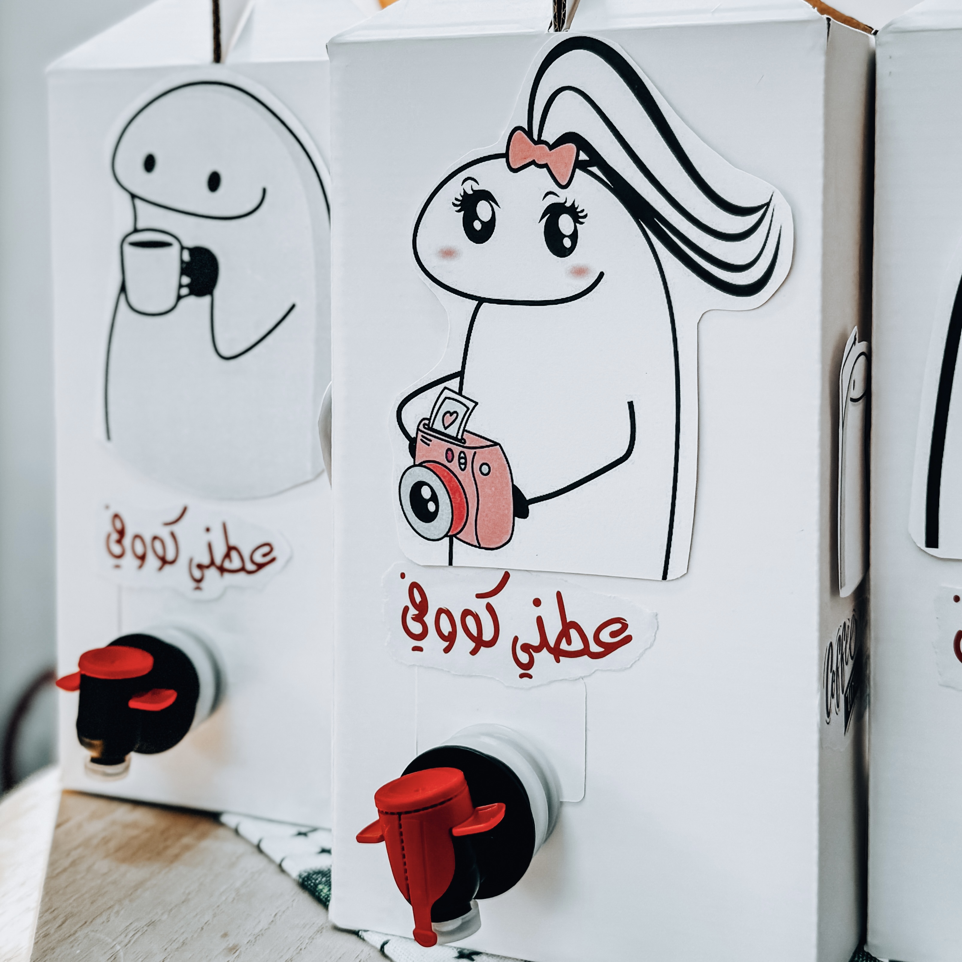 بوكس القهوه مع الاكواب